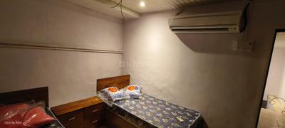 Bedroom Image of Bhagwati PG in Andheri West, Mumbai