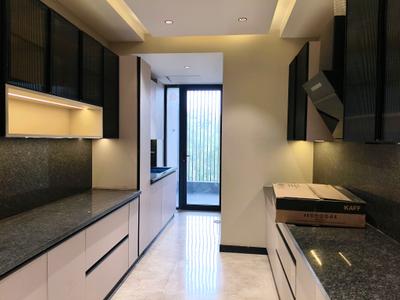 Kitchen Image of 2160 Sq.ft 4 BHK Builder Floor for sale in South City Floors 1, Sector 41 Gurgaon for Rs. 33500000
