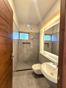 Bathroom Image of 3139 Sq.ft 4 BHK Villa for sale in Pukkattupady Kochi for Rs. 18000000
