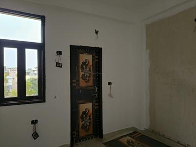 Bedroom Image of 750 Sq.ft 2 BHK Builder Floor for sale in DLF Ankur Vihar Ghaziabad for Rs. 2390569