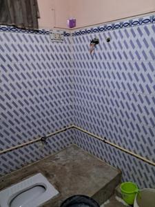 Bathroom Image of 750 Sq.ft 2 BHK Builder Floor for sale in Sector 49 Noida for Rs. 3600000