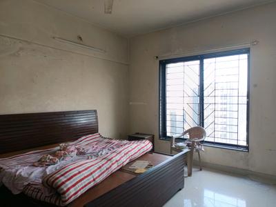 Bedroom Image of 1300 Sq.ft 2 BHK Apartment / Flat for sale in Magarpatta Cosmos Apartment, Hadapsar Pune for Rs. 22000000