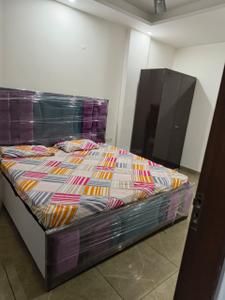 Bedroom Image of 1350 Sq.ft 3 BHK Builder Floor for rent in Janakpuri New Delhi for Rs. 48000