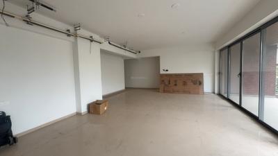 Living Room Image of 3600 Sq.ft 4 BHK Apartment / Flat for sale in Sahajanand Casa Amplio, Thaltej Ahmedabad for Rs. 25200000