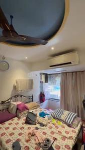Bedroom Image of 680 Sq.ft 2 BHK Apartment / Flat for sale in Al Khaibar, Andheri West Mumbai for Rs. 18000000