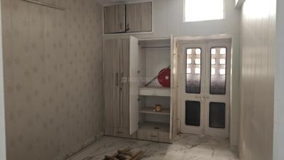 Bedroom Image of 800 Sq.ft 2 BHK Independent House for rent in Paschim Vihar New Delhi for Rs. 27500