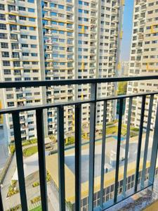 Balcony Image of 890 Sq.ft 2 BHK Apartment / Flat for sale in Amanora Gold Towers 44 45 And 46, Hadapsar Pune for Rs. 12000000
