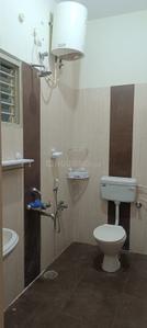 Bathroom Image of 1500 Sq.ft 2 BHK Builder Floor for rent in NRI Layout, NRI Layout Bengaluru for Rs. 28000