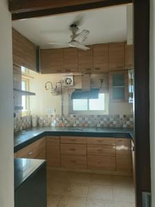Kitchen Image of 2000 Sq.ft 3.5 BHK Apartment / Flat for rent in Azad Apartments, Kalu Sarai New Delhi for Rs. 125000
