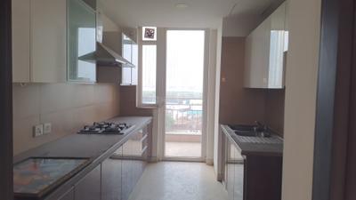 Kitchen Image of 1700 Sq.ft 3 BHK Apartment / Flat for sale in Puri Diplomatic Greens, Sector 110A Gurgaon for Rs. 31200000