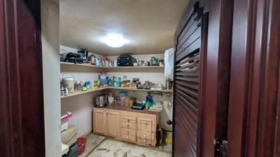 Kitchen Image of 3500 Sq.ft 3 BHK Independent House for sale in Alkapuri Vadodara for Rs. 50000000
