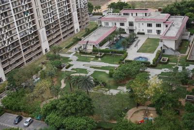 Image of 1943 Sq.ft 3 BHK Apartment / Flat for sale in DLF Express Greens, Manesar, Gurgaon for Rs. 14100000