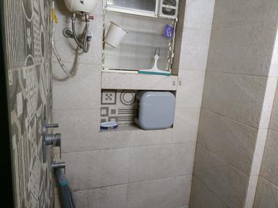 Bathroom Image of 585 Sq.ft 1 BHK Apartment / Flat for sale in Vijay Annex, Thane West Thane for Rs. 6100000