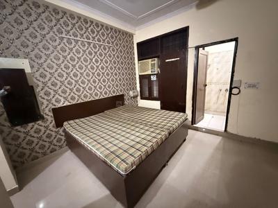 Bedroom Image of 370 Sq.ft 1 RK Villa for rent in DLF Phase 3 Gurgaon for Rs. 14500