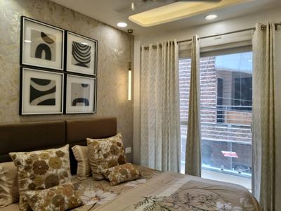 Bedroom Image of 1200 Sq.ft 4 BHK Apartment / Flat for sale in Hans Luxury Floor, Hastsal New Delhi for Rs. 7800001