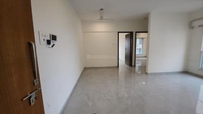 Living Room Image of 942 Sq.ft 2 BHK Apartment / Flat for rent in Elegant Navratnamala CHS, Santacruz East Mumbai for Rs. 105000