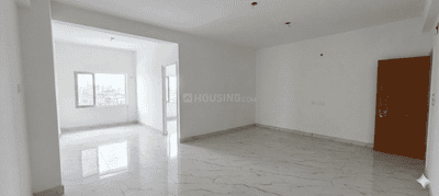 Image of 1501 Sq.ft 3 BHK Apartment / Flat for sale in Bangur Avenue, Kolkata for Rs. 11100000