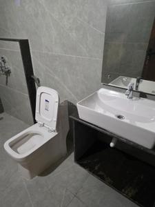 Bathroom Image of Excutive PG in Pallaspalli, Bhubaneswar