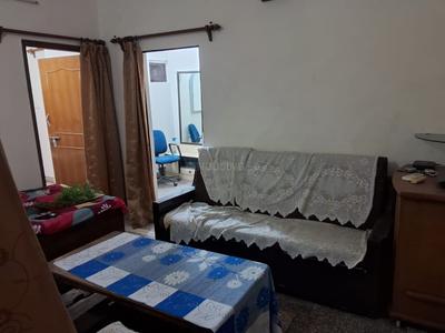 Bedroom Image of 600 Sq.ft 1 RK Apartment / Flat for sale in  RWA Shalimar Bagh BC East Block, Shalimar Bagh New Delhi for Rs. 5000000