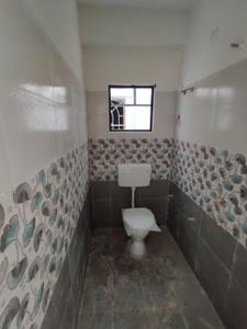 Bathroom Image of 825 Sq.ft 2 BHK Apartment / Flat for sale in Kanchrapara North 24 Parganas District for Rs. 2300000
