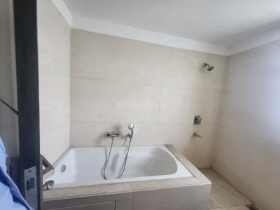 Bathroom Image of 4500 Sq.ft 4 BHK Apartment / Flat for sale in Puri Diplomatic Greens, Sector 110A Gurgaon for Rs. 65000000