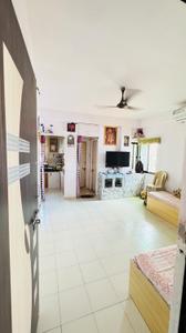 Bedroom Image of 775 Sq.ft 2 BHK Apartment / Flat for sale in Poddar Palm Greens, Makarba Ahmedabad for Rs. 3700000