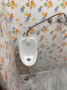 Bathroom Image of 1500 Sq.ft 1 BHK Apartment / Flat for rent in Jagatpura Jaipur for Rs. 14500