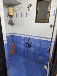 Bathroom Image of 1350 Sq.ft 3 BHK Apartment / Flat for sale in Vashi Navi Mumbai for Rs. 28500000