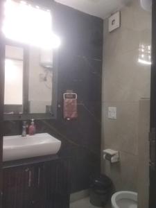 Bedroom Image of 700 Sq.ft 1 BHK Apartment / Flat for rent in Lajpat Nagar New Delhi for Rs. 45000