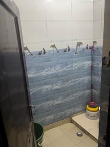Bathroom Image of 1000 Sq.ft 2 BHK Builder Floor for rent in South Extension I New Delhi for Rs. 25000