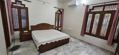 Bedroom Image of 2200 Sq.ft 4 BHK Villa for rent in Alkapuri Vadodara for Rs. 100000