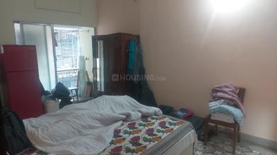 Bedroom Image of 1000 Sq.ft 2 BHK Builder Floor for sale in Paikpara Kolkata for Rs. 6000000