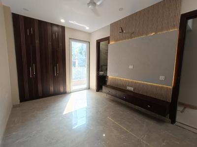 Bedroom Image of 1500 Sq.ft 3 BHK Builder Floor for rent in Janakpuri New Delhi for Rs. 60000
