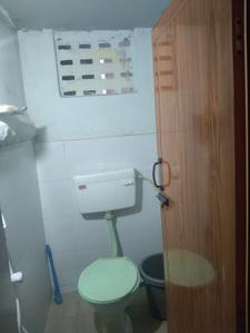 Bathroom Image of 700 Sq.ft 2 BHK Villa for rent in GN Mills Coimbatore for Rs. 9000