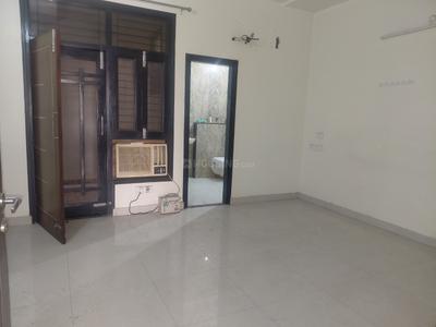 Bedroom Image of 2152 Sq.ft 3 BHK Builder Floor for rent in Gomti Nagar Lucknow for Rs. 25000