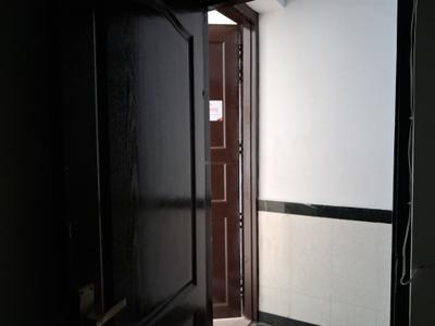 Servant Room Image of 1774 Sq.ft 3 BHK Apartment / Flat for sale in Amrapali Platinum, Sector 119 Noida for Rs. 16000000