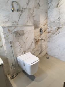 Common Bathroom Image of 2700 Sq.ft 4 BHK Builder Floor for sale in DLF Phase 2, DLF Phase 2 Gurgaon for Rs. 56500000