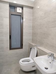 Common Bathroom Image of 3000 Sq.ft 4 BHK Apartment / Flat for sale in Transcon Triumph T1, Andheri West Mumbai for Rs. 140000000