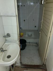 Common Bathroom Two Image of 1200 Sq.ft 2.5 BHK Independent House for rent in Bodakdev Ahmedabad for Rs. 25000