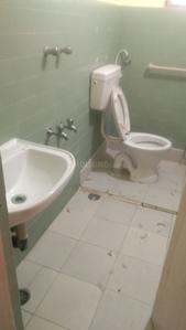 Bathroom Image of 986 Sq.ft 2 BHK Apartment / Flat for rent in T Nagar Chennai for Rs. 30000