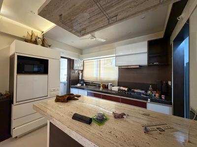Kitchen Image of 1800 Sq.ft 3 BHK Apartment / Flat for rent in Gala Haven, Vaishno Devi Circle Ahmedabad for Rs. 45000