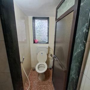 Image of 555 Sq.ft 1 BHK Apartment / Flat for rent in Kandivali East, Mumbai for Rs. 30000