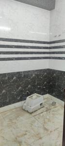 Bathroom Image of 1000 Sq.ft 2 BHK Builder Floor for rent in Vivek Vihar New Delhi for Rs. 20000