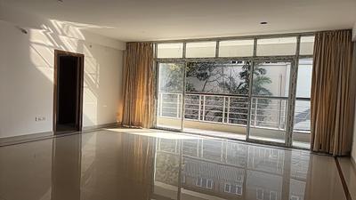 Living Room Image of 2047 Sq.ft 4 BHK Apartment / Flat for sale in Elgin Kolkata for Rs. 36000000