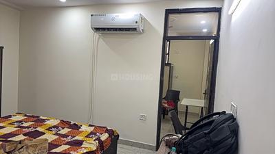 Bedroom Image of 600 Sq.ft 1 BHK Independent House for rent in Patel Nagar New Delhi for Rs. 18300