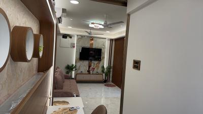 Living Room Image of 604 Sq.ft 1 BHK Apartment / Flat for sale in Ssvarna Skypark Residences, Goregaon East Mumbai for Rs. 15000000
