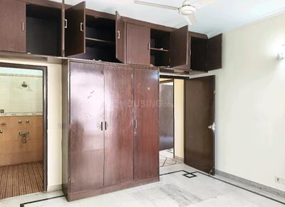 Bedroom Image of 1500 Sq.ft 2 BHK Builder Floor for rent in SDR SDR Floors - 21, DLF Phase 1 Gurgaon for Rs. 43000