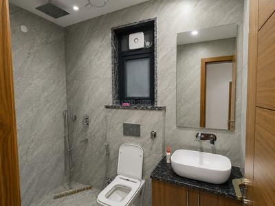 Bathroom Image of 2400 Sq.ft 3.5 BHK Builder Floor for rent in SLR Luxury Builder Floors SLR C2 B, Palam Vihar Gurgaon for Rs. 62000