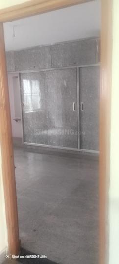 AAA COMPLEX Bedroom 1