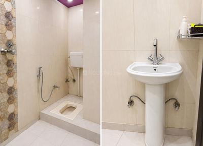 Image of 900 Sq.ft 3 BHK Builder Floor for rent in RWA Vipin Garden, Uttam Nagar, New Delhi for Rs. 20000